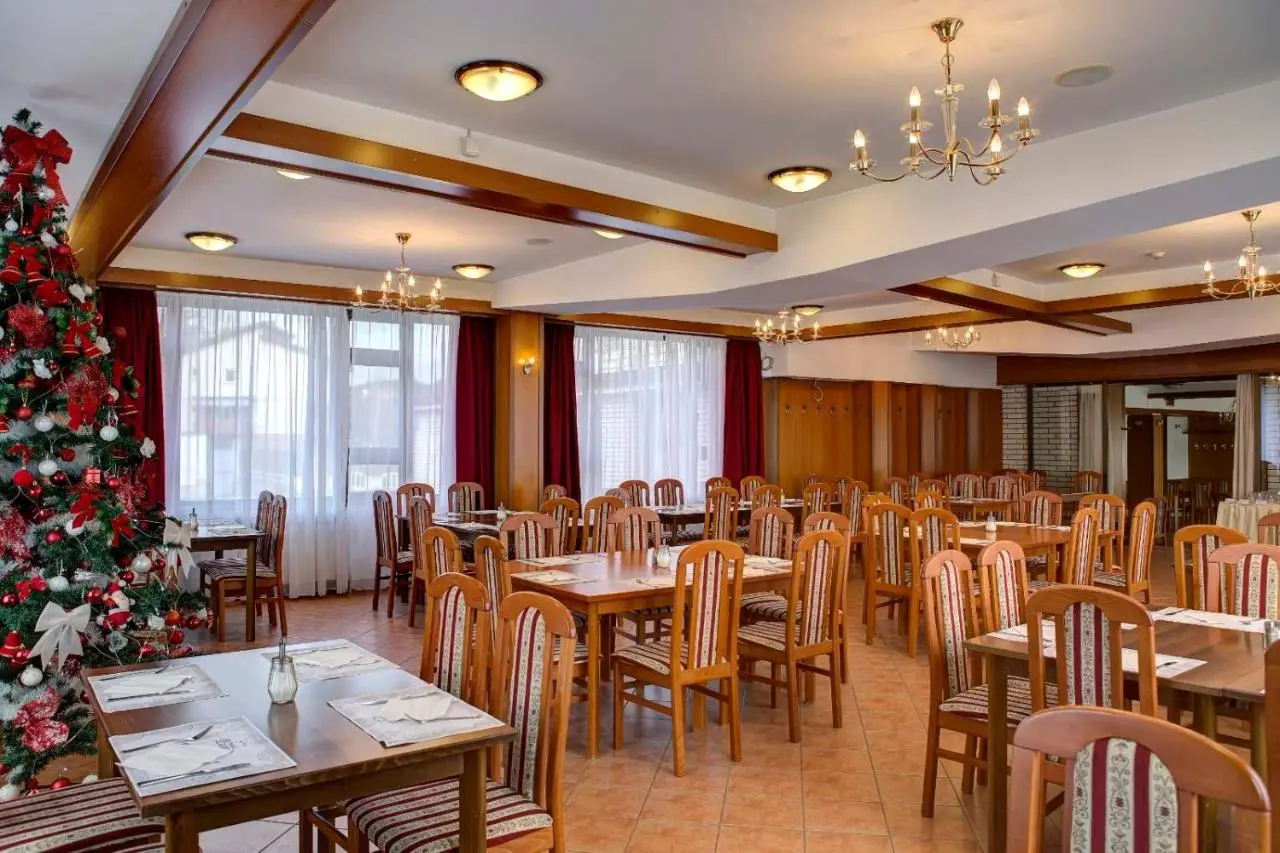 Hotel Damis