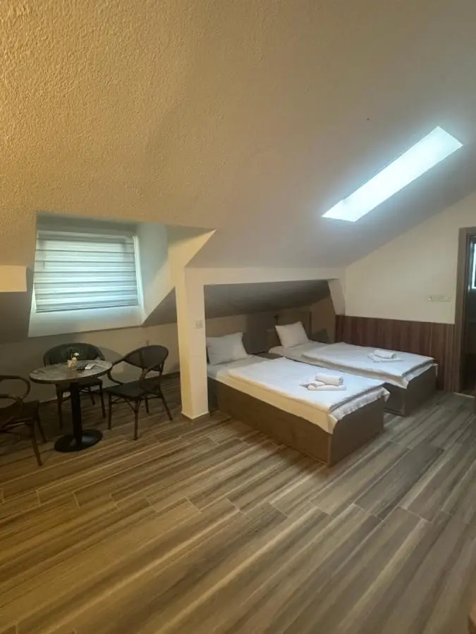 Hotel Piramida Sunca
