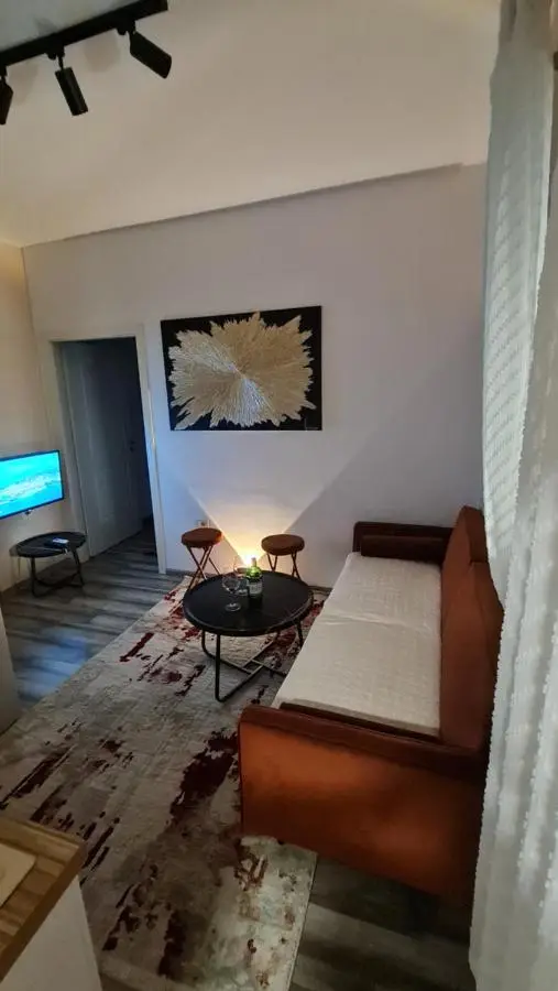 Zaimeen Apartments in Bllok Area