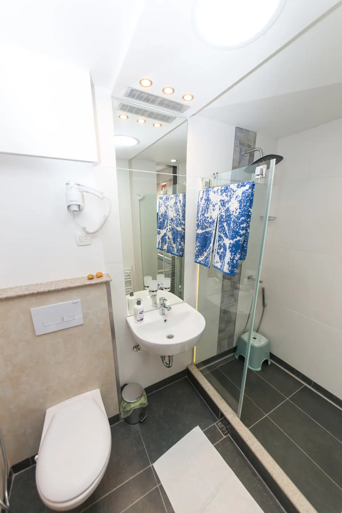 Charming Room Old Town Sarajevo- Free Parking