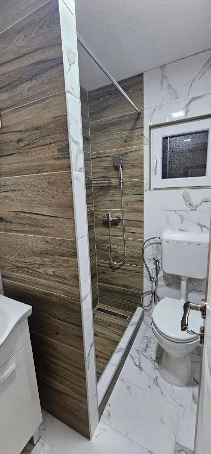 Green Oasis Apartment