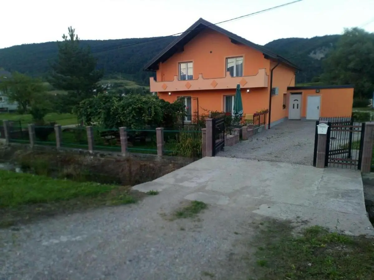 Vila Una 1