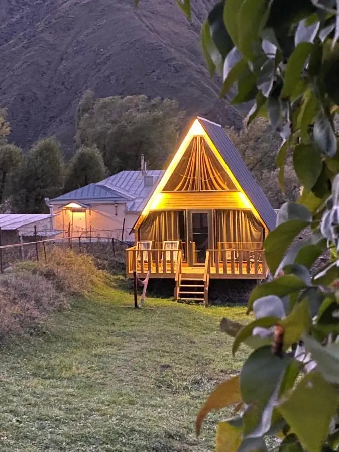 Sunny Side Cottage