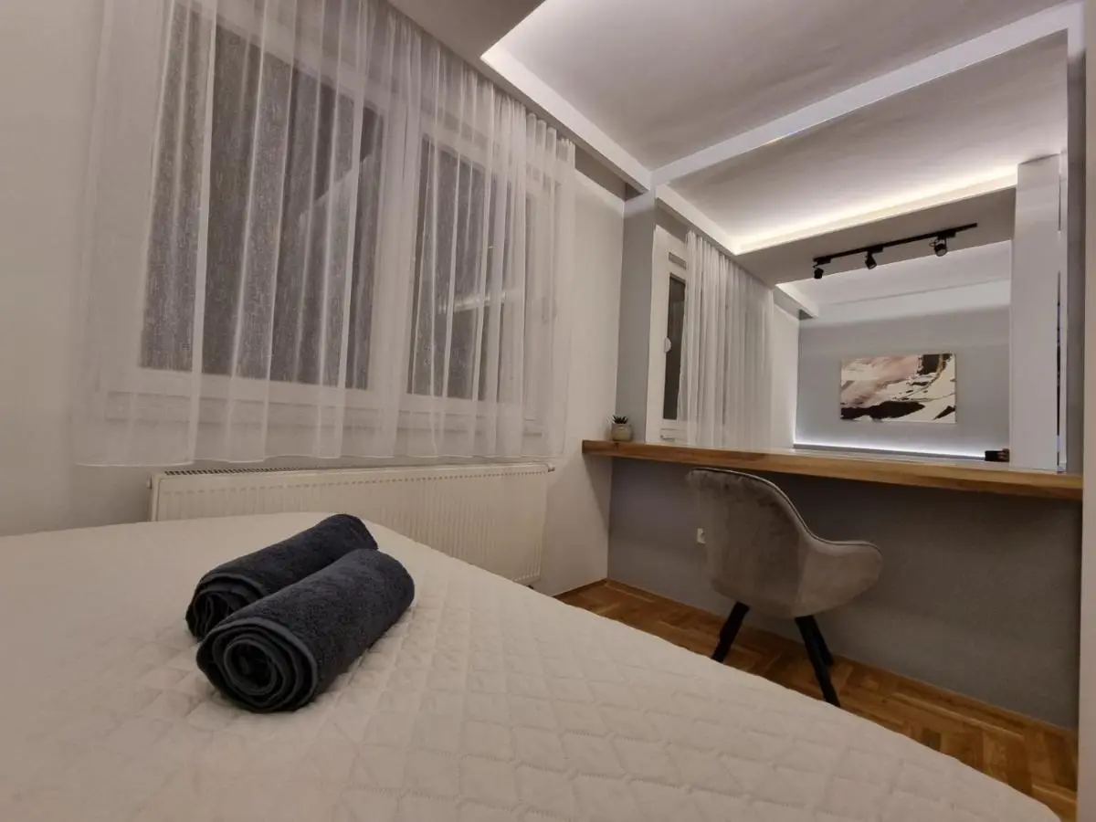 Studio Apartman Golden Lux 1