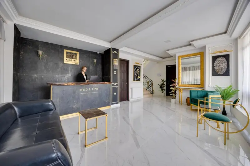 Regraph Hotel