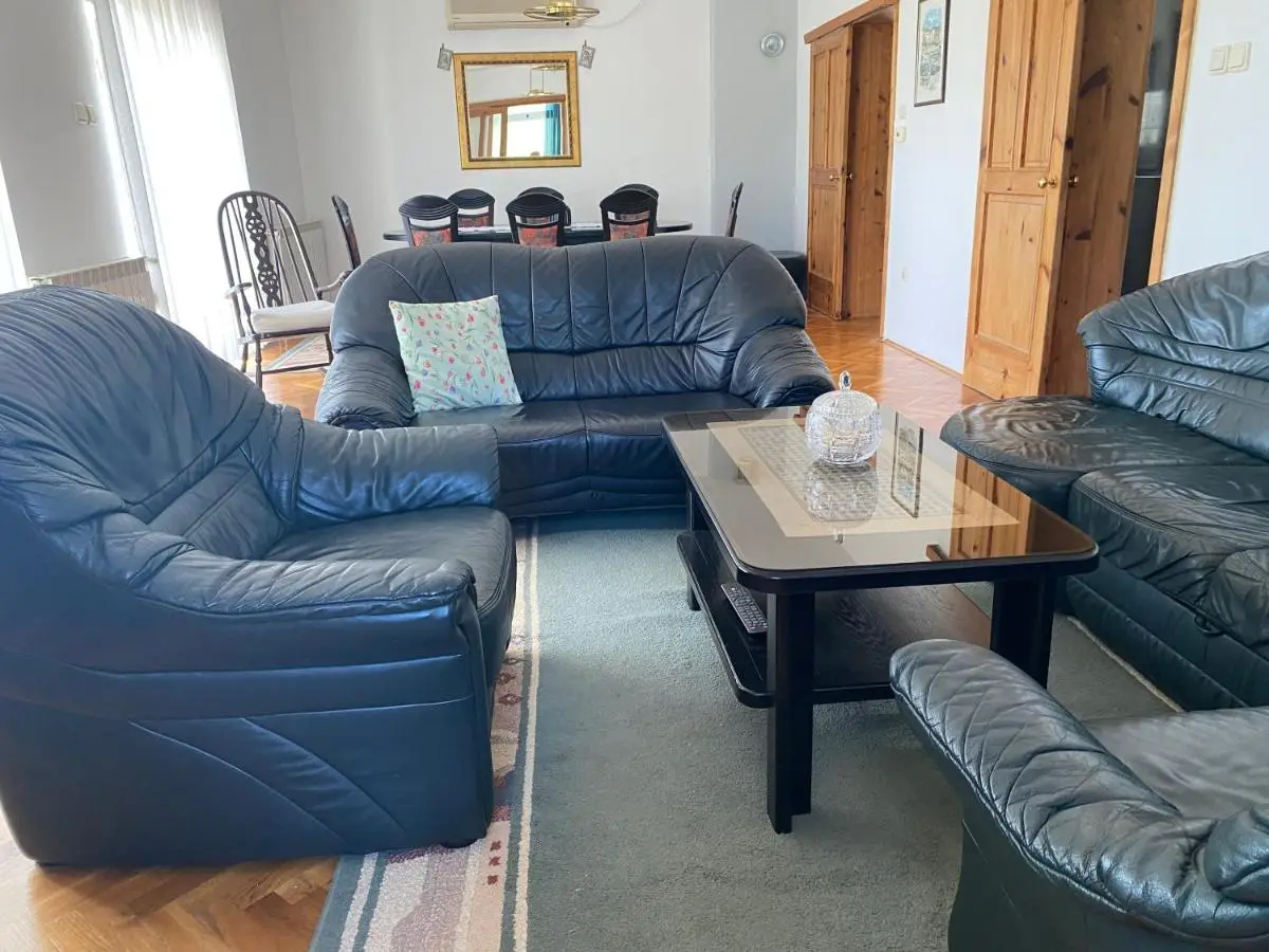 Guesthouse Vionica - Peace & Pool