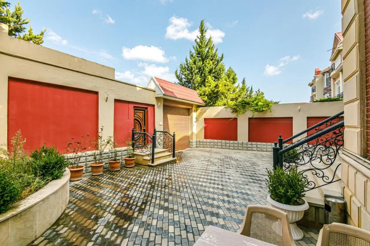 Deluxe villa Baku