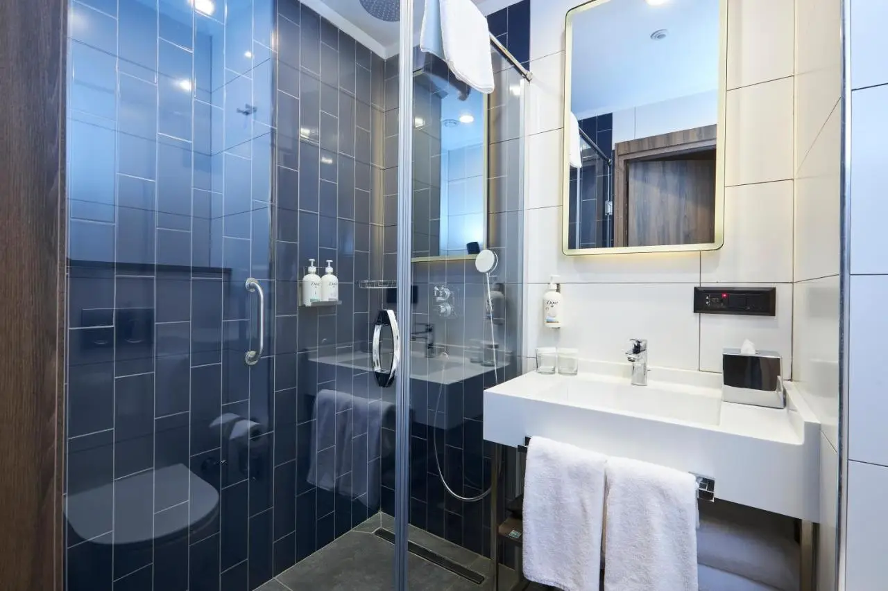 Holiday Inn Express Istanbul - Airport Arnavutkoy by IHG