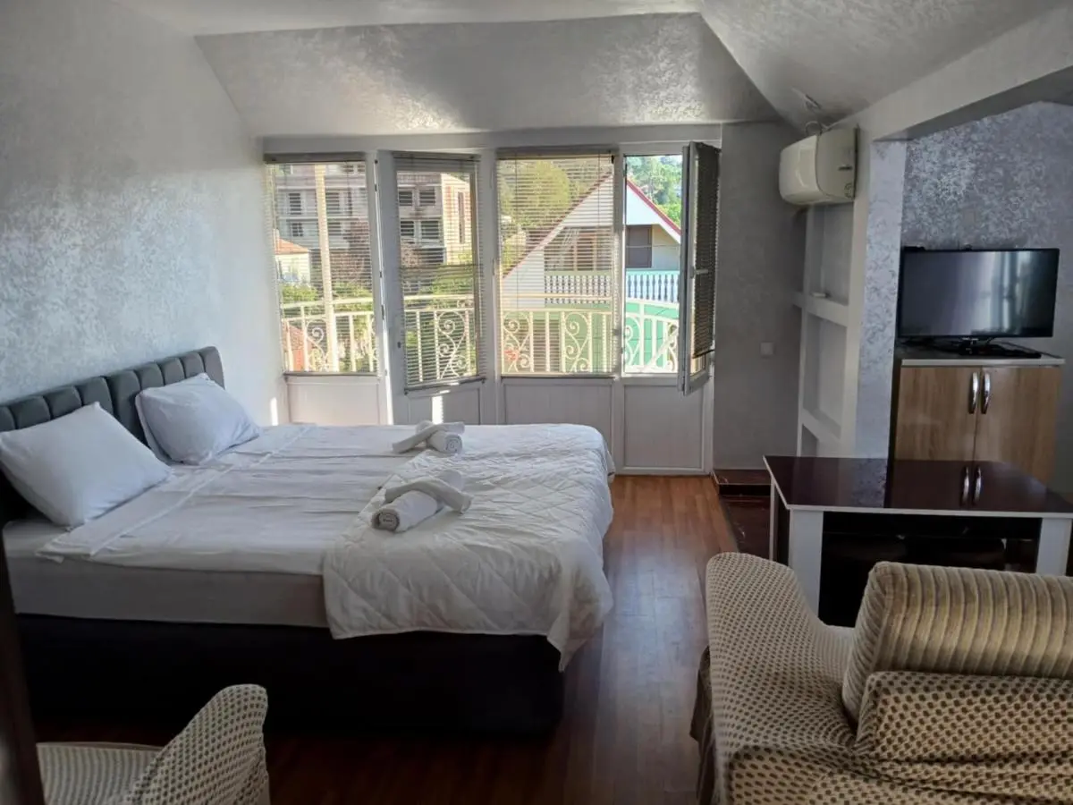 mano guest house