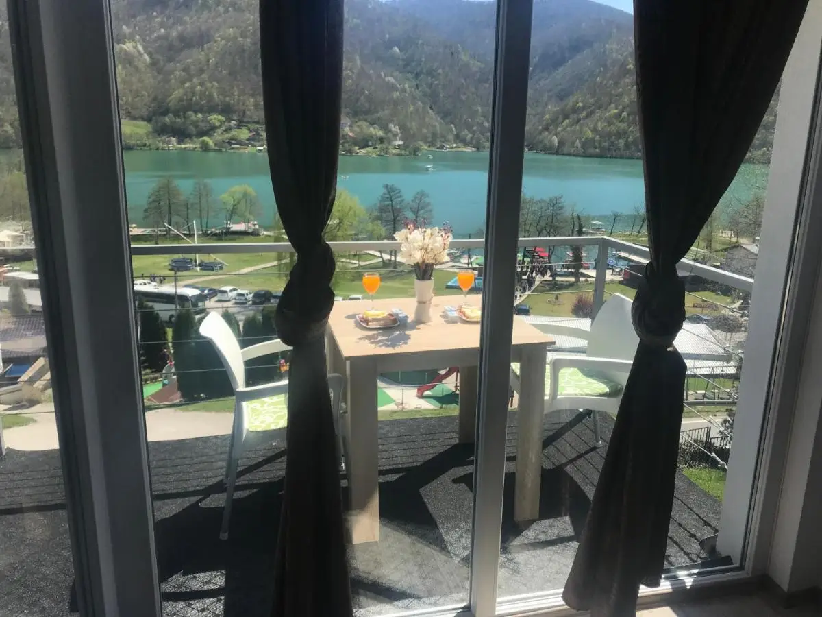 Royal Town Luxury with Panoramic View Wake up to breathtaking lake views and pure tranquility