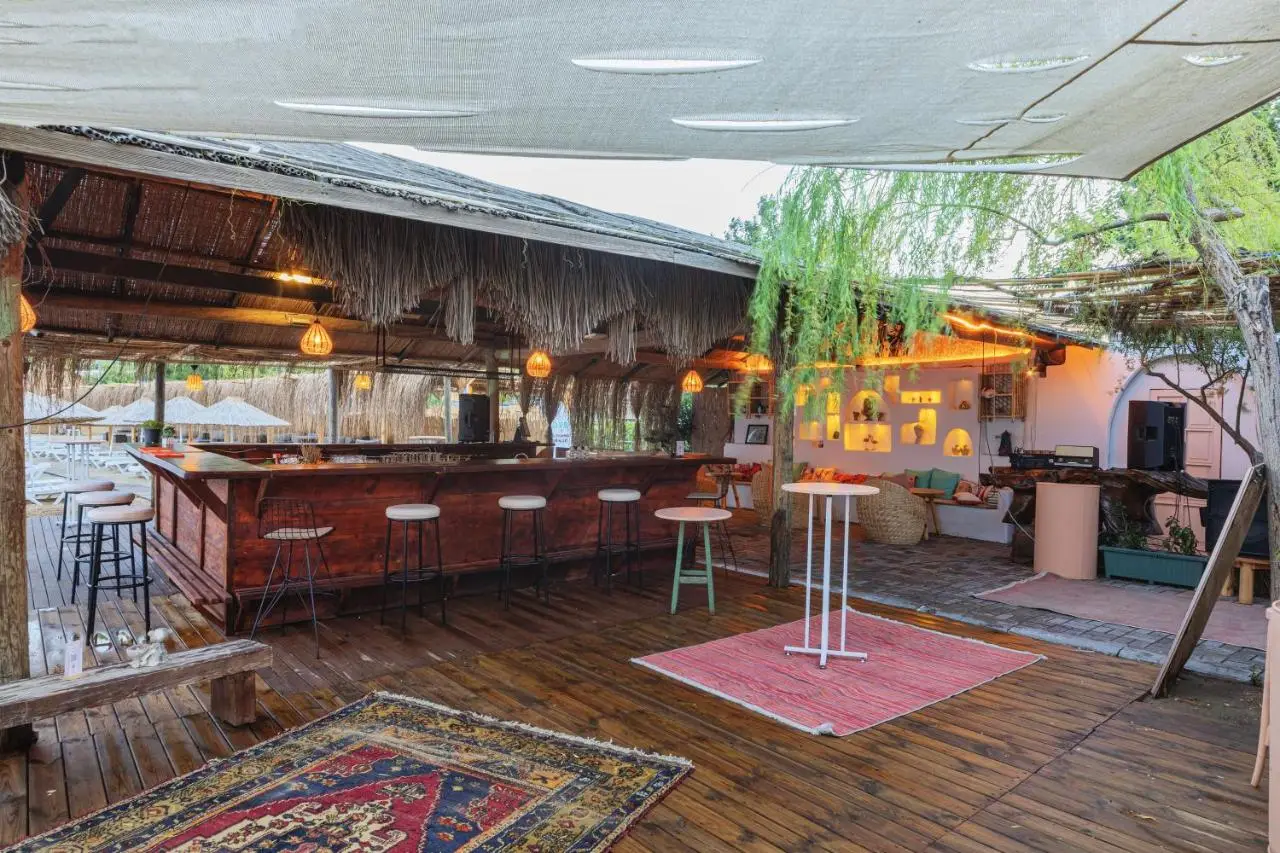 KİRAZ BEACH OTEL