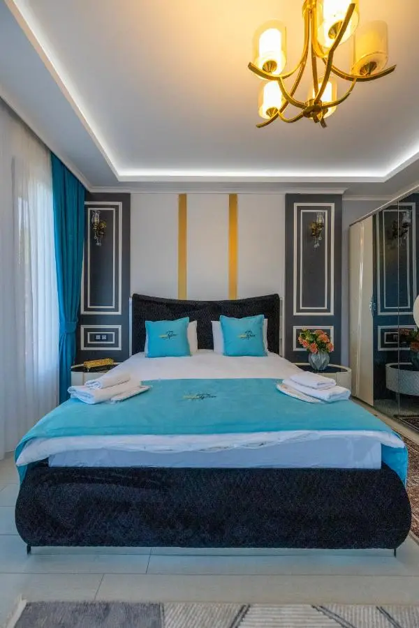 Poison Garden Suite & SPA
