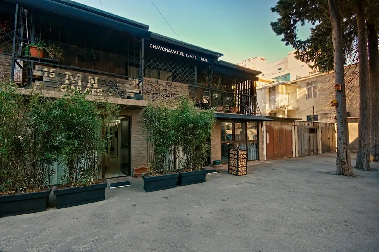 Sakhli at Chavchavadze ave 15