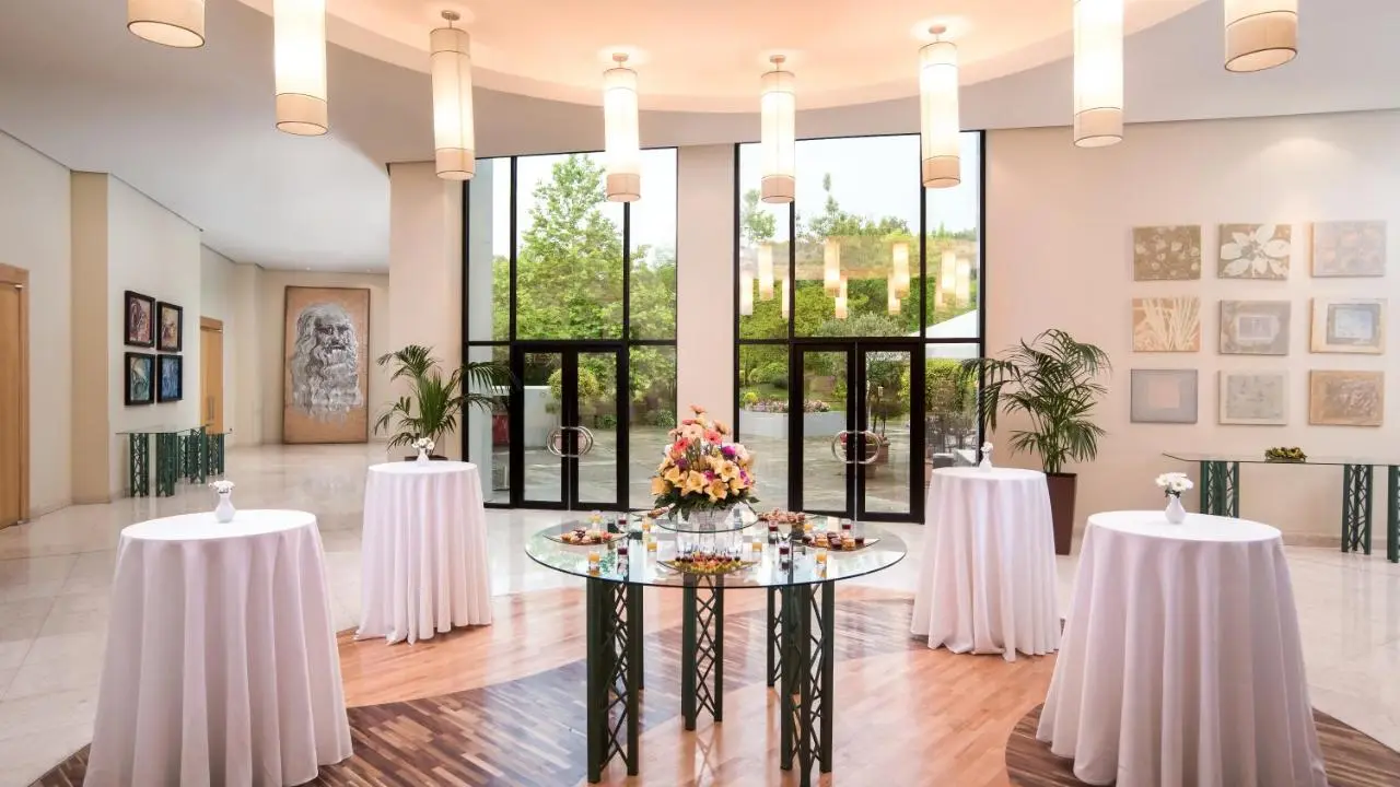 Mak Albania Hotel