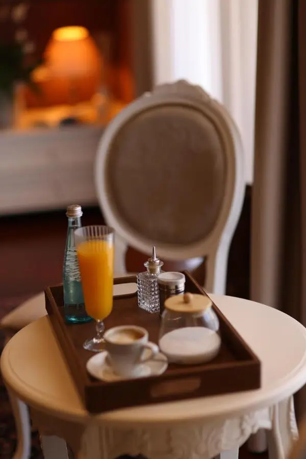 Vatër Hotel