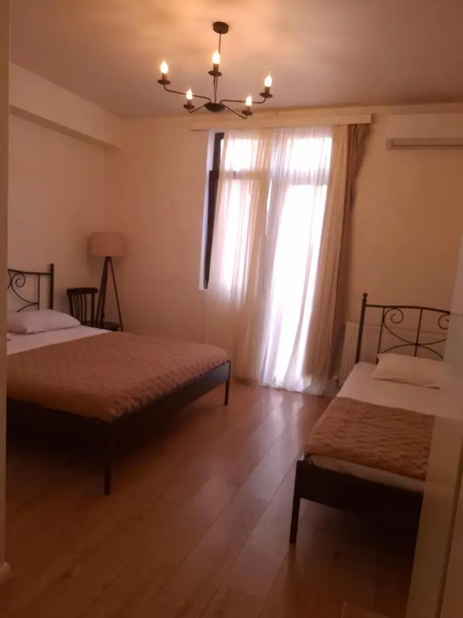 Middle city Guesthouse