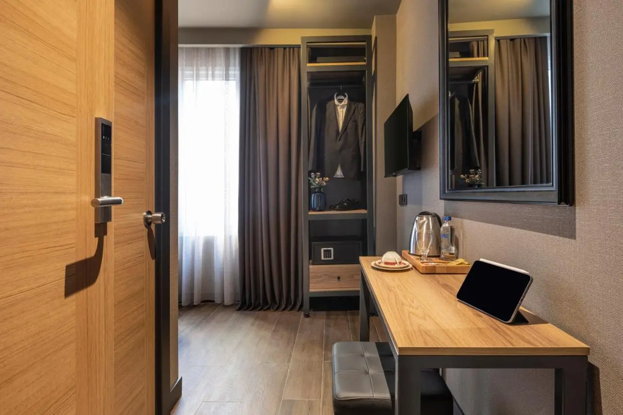 Marius Hotel