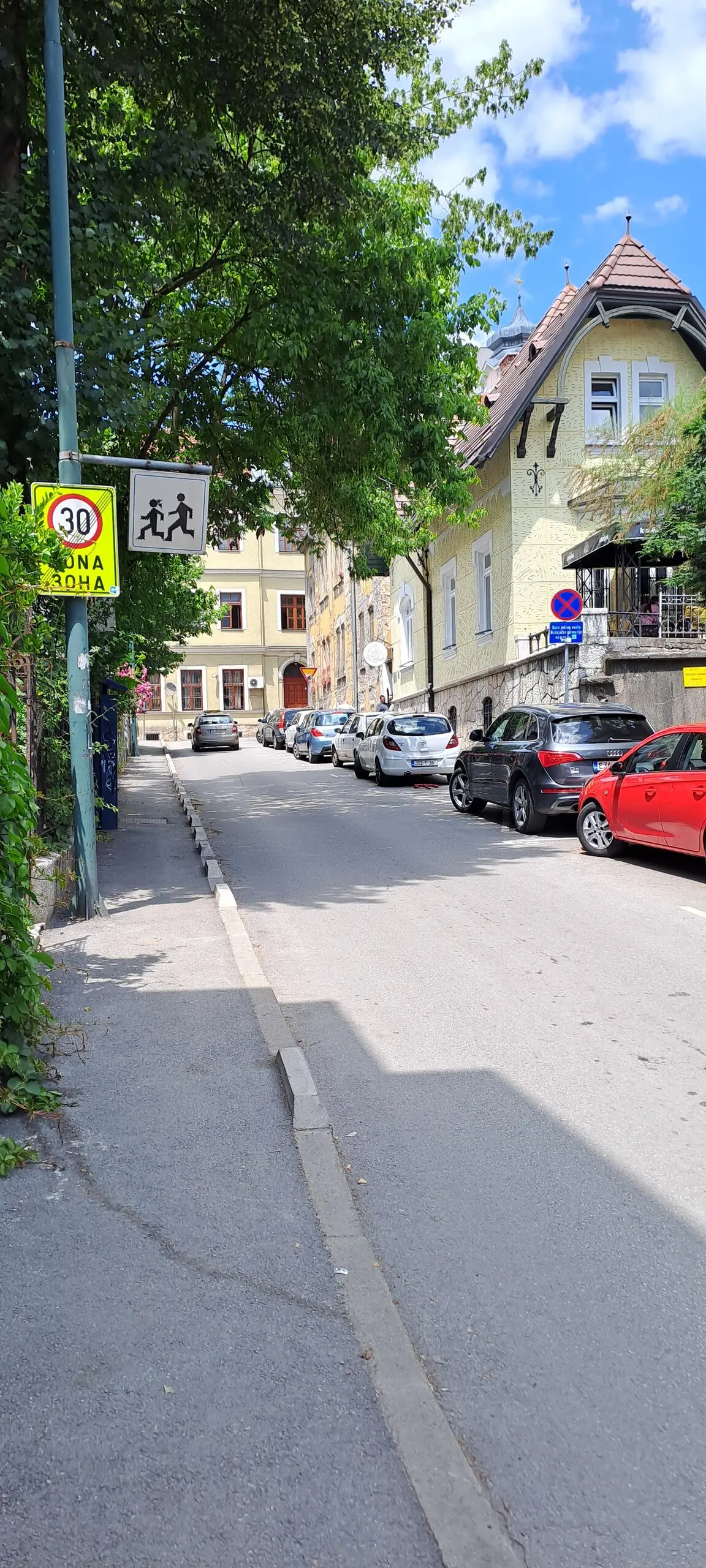 Cozy flat in central area right up Ferhadija St.