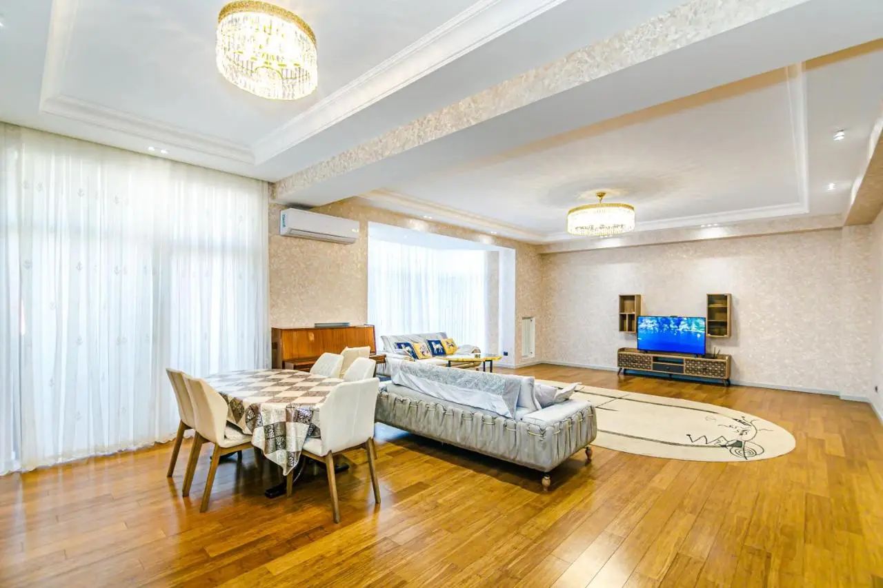 Luxury Apartments on Centre
