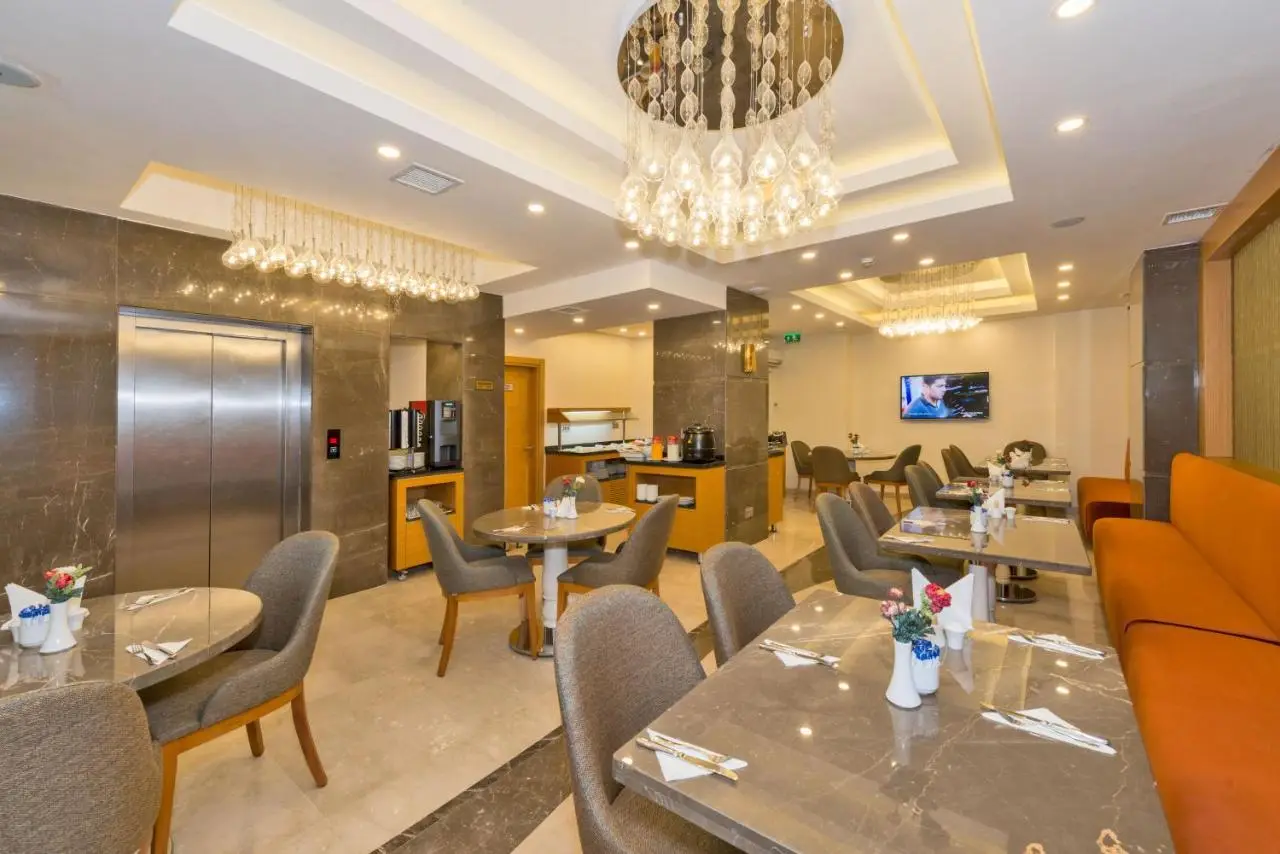Bisetun Hotel