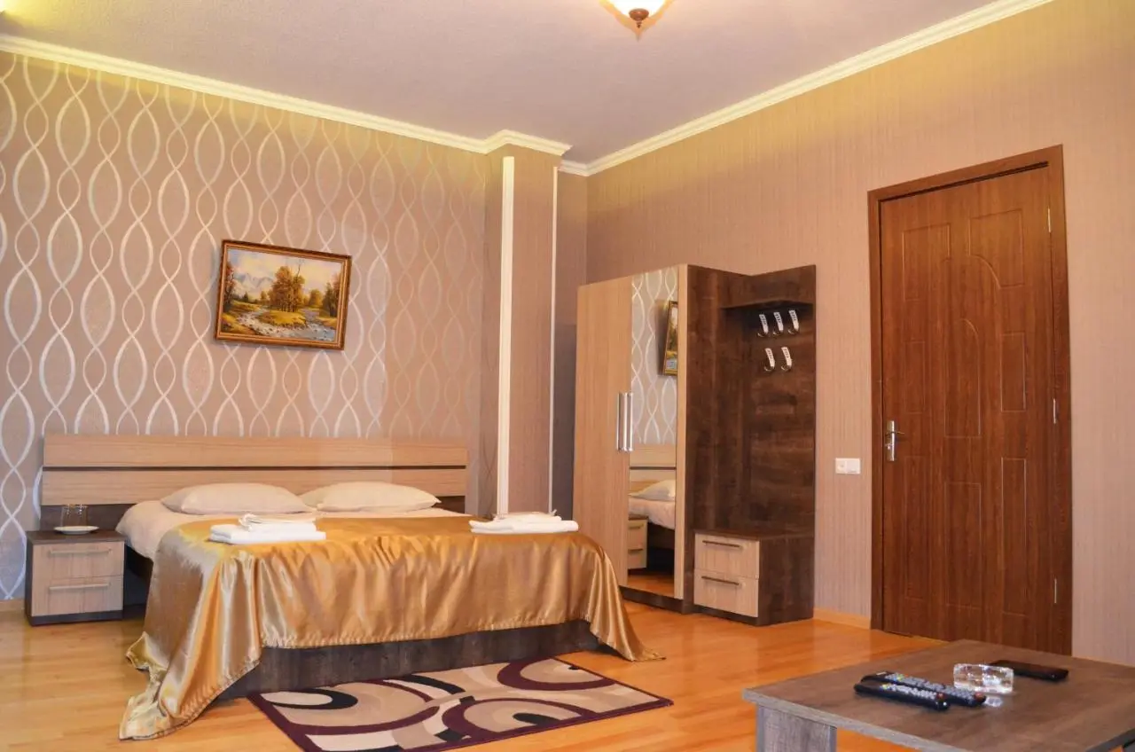 Bonus Hotel