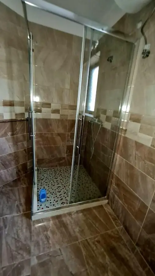 Calmly, spacious apartment next to USA embassy