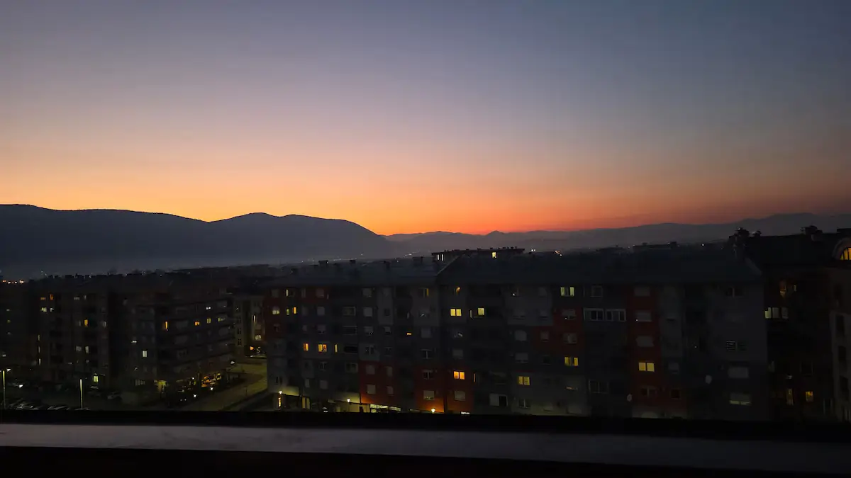 Top Floor Modern Penthouse | Free Parking