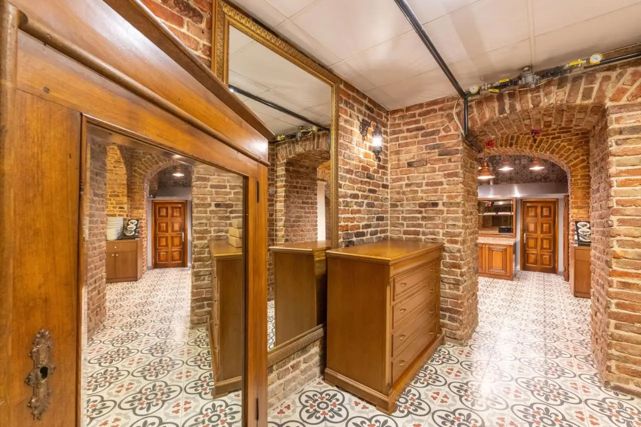 Meserret Palace Hotel - Special Category