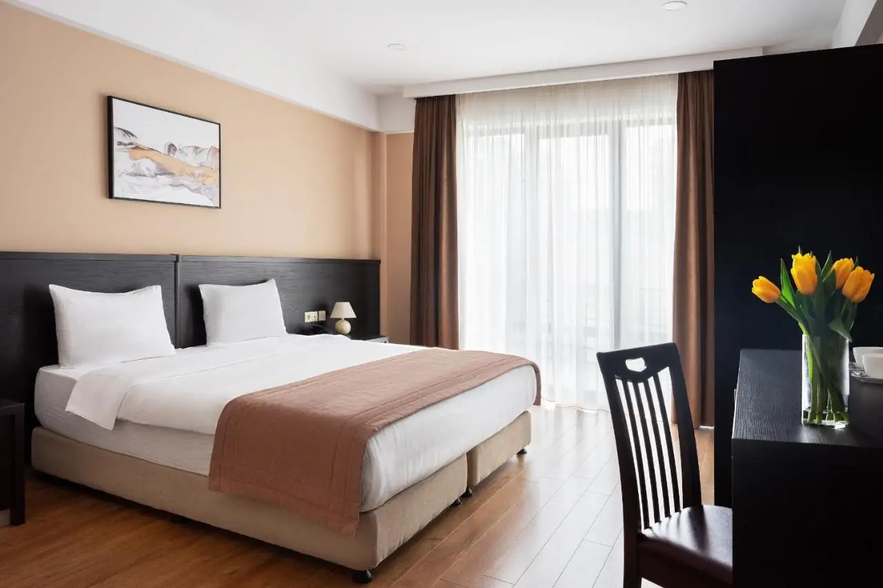 Sephia Hotel