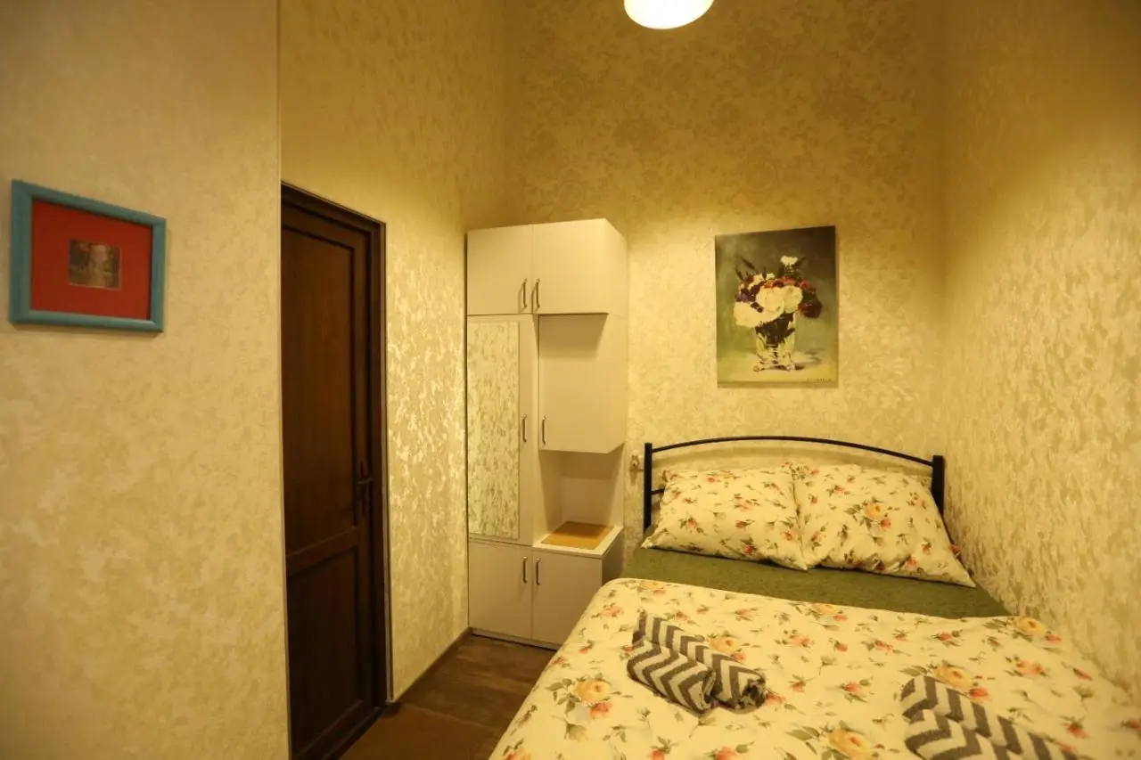 Luky apartment on Rustaveli Ave.