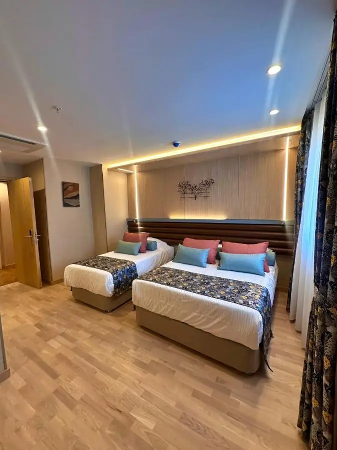 Hotel Sapphire