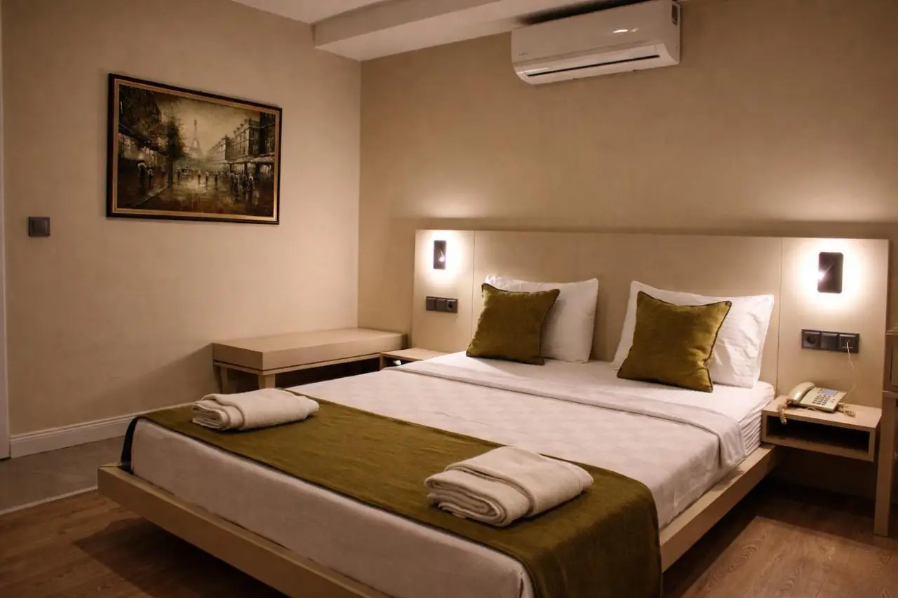 Bonnie City Hotel