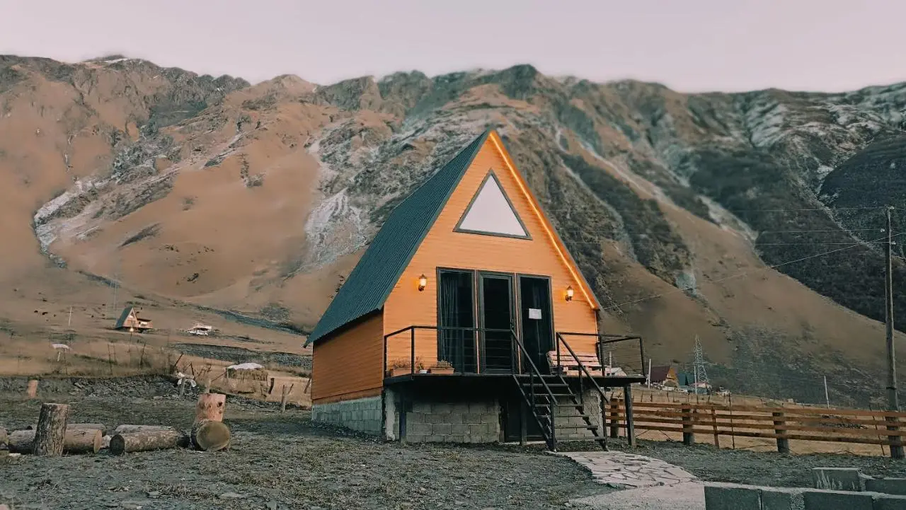 KAZBEGI COMPASS