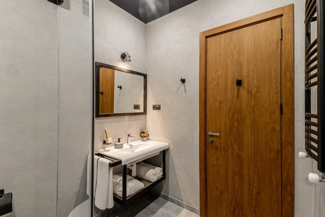 Ivy Hotel