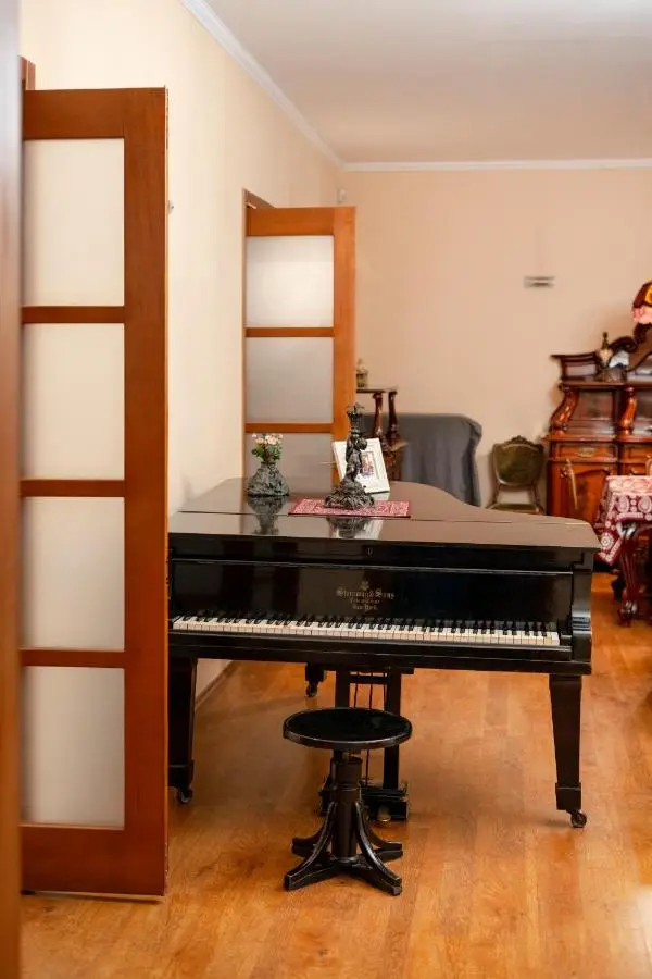 Apartment Baratashvili street