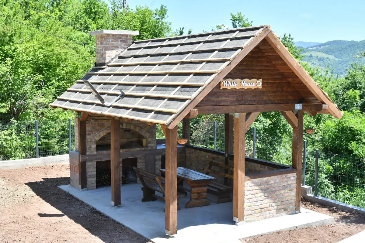 Family  Private House w/ Garden & Gazebo|10 Guests