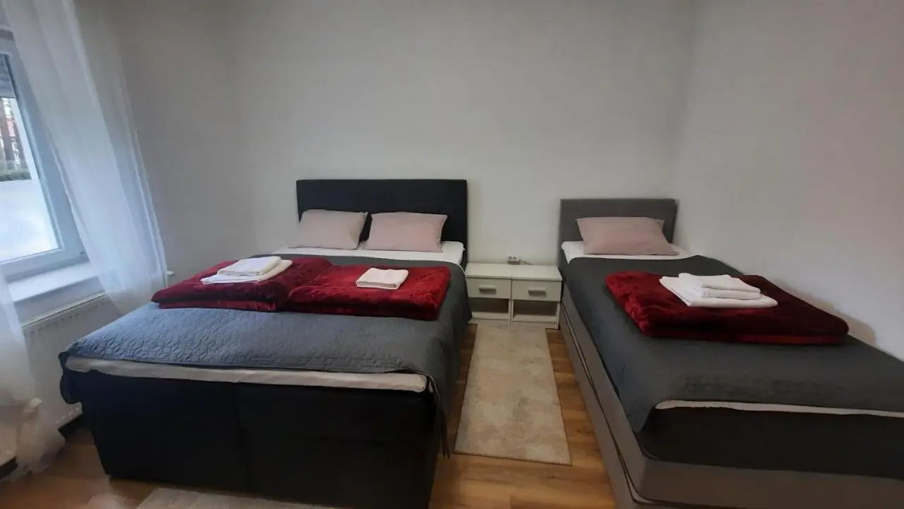 7 Kućica