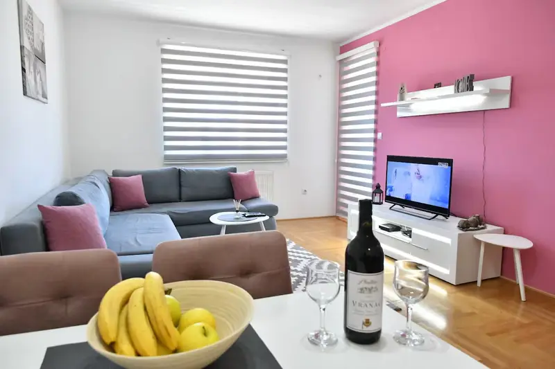 Apartment  "Chola"