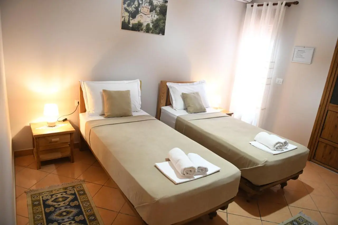 Guesthouse Leo