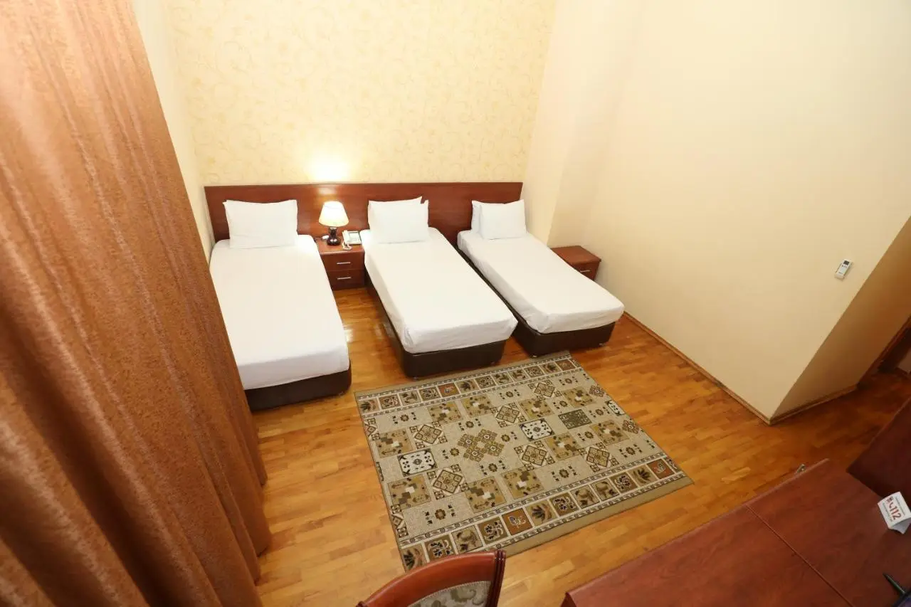 Azcot Hotel