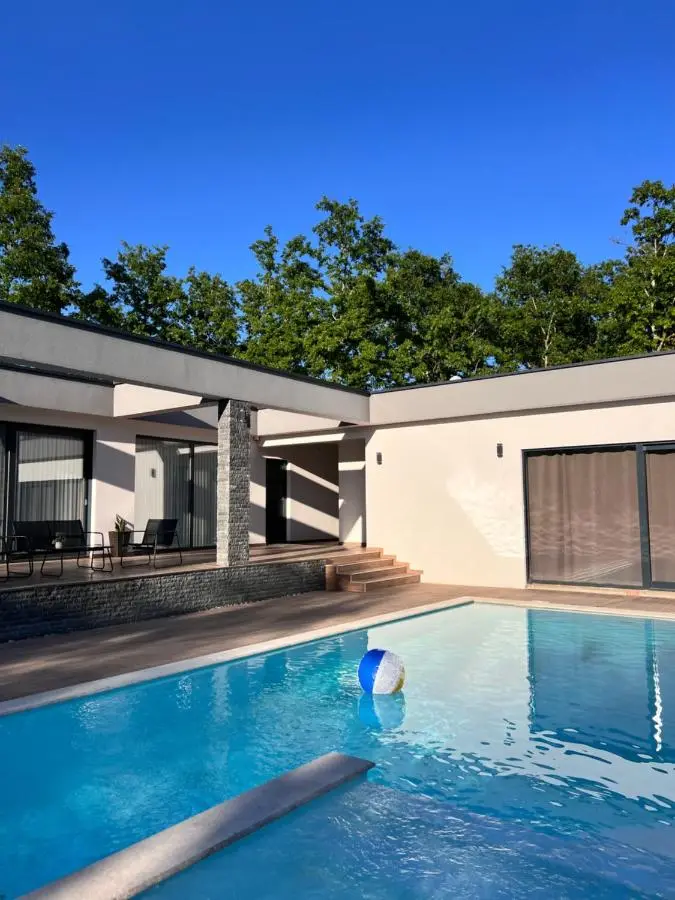 Luxury Villa Mojito