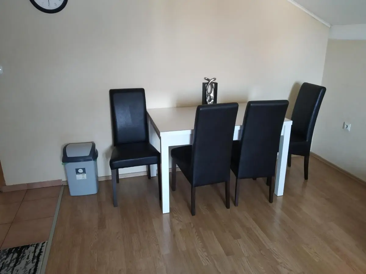 Apartment Edin