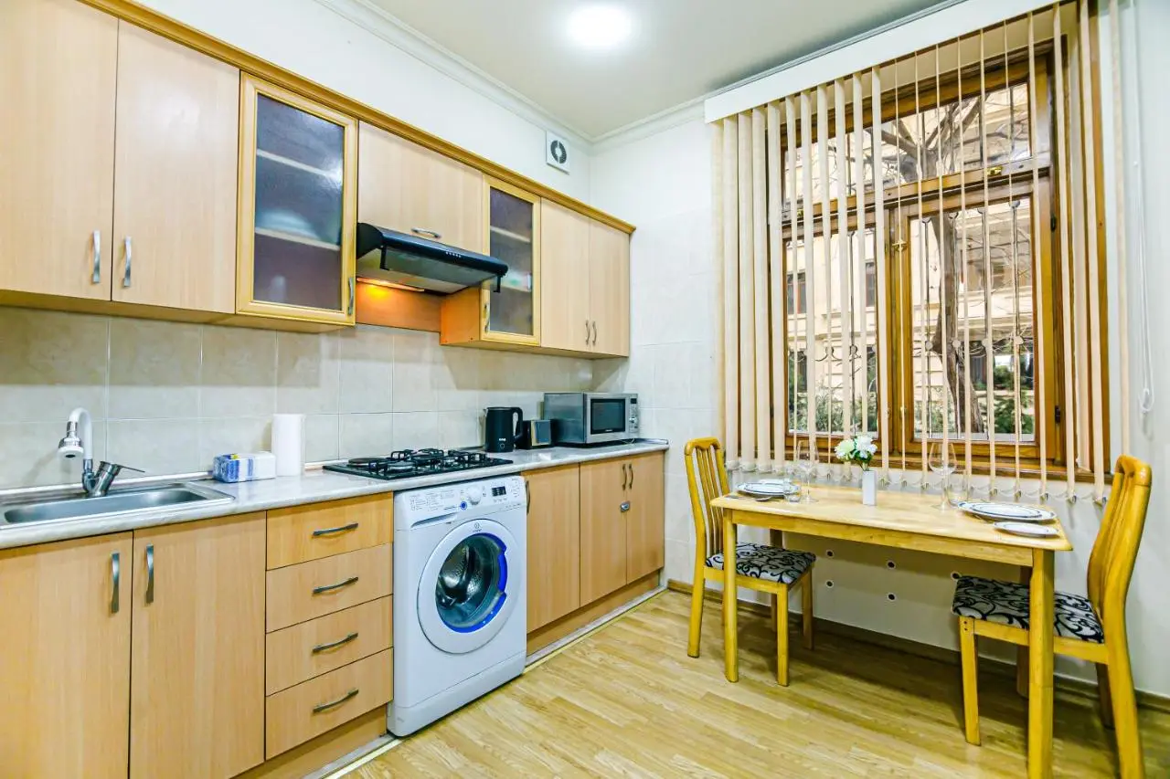 Tranquil Green Corner One Bedroom