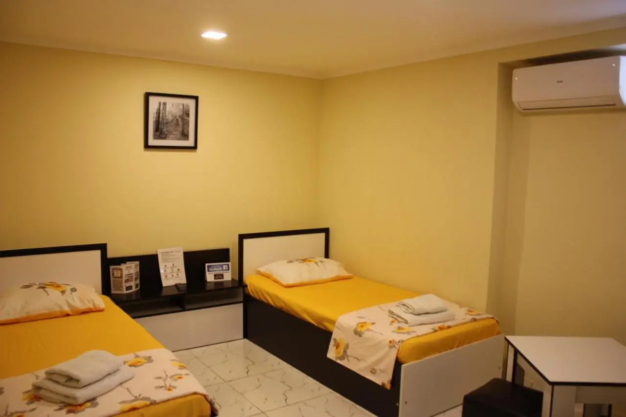 Paradise Hotel