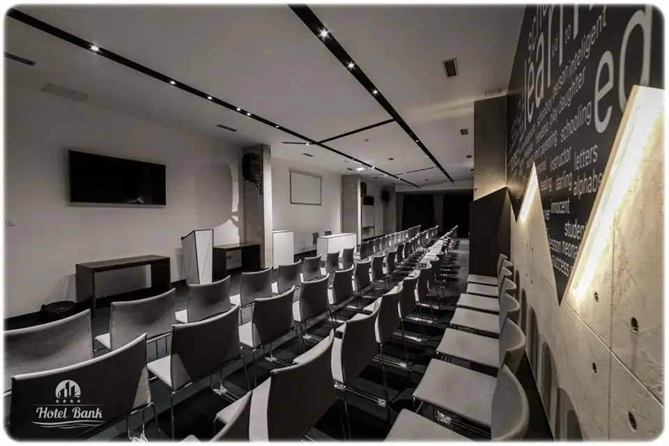 Hotel Bank
