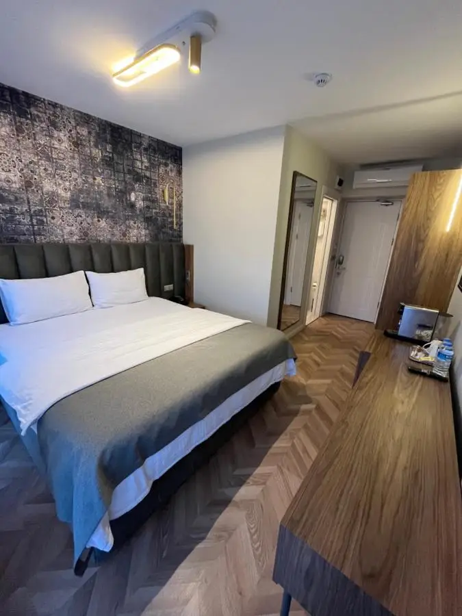 Iris Han Hotel
