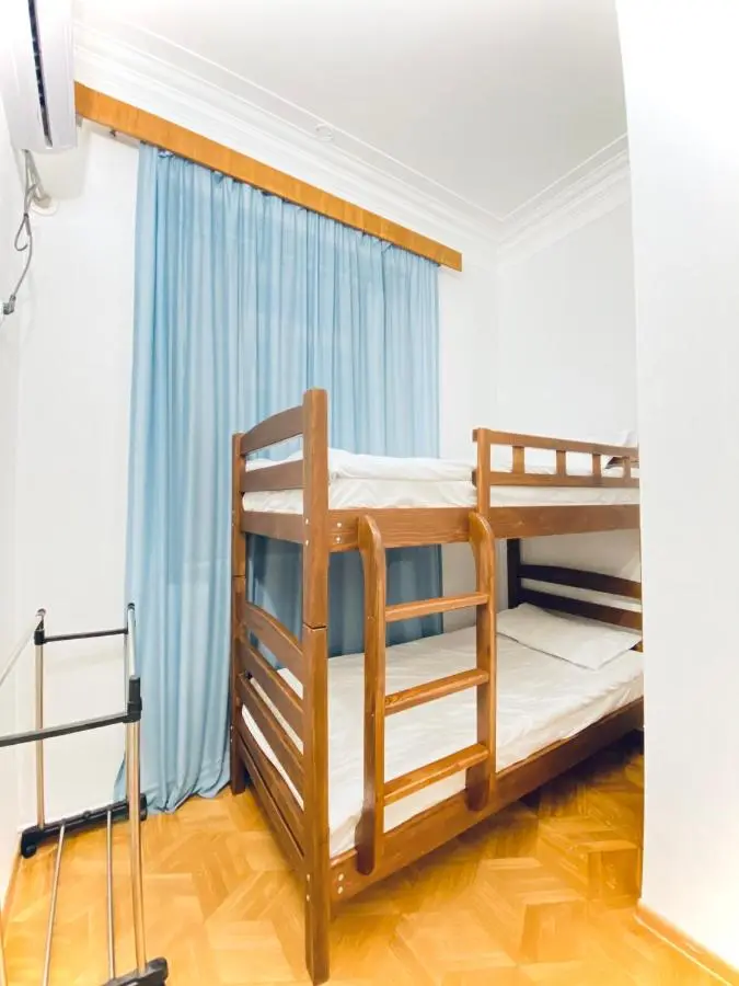 Check Inn Tbilisi