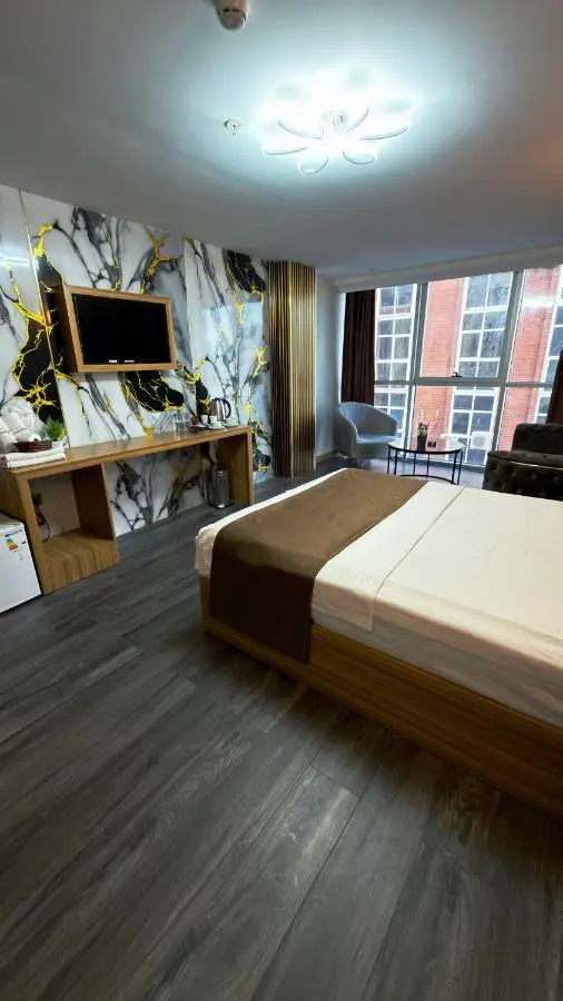 Waves hotel