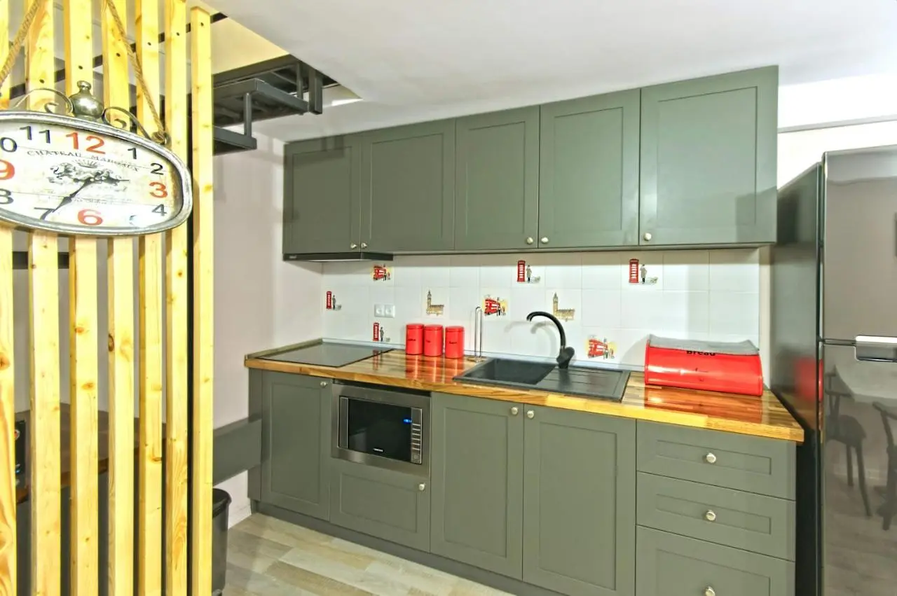 Sakhli at Chavchavadze ave 15