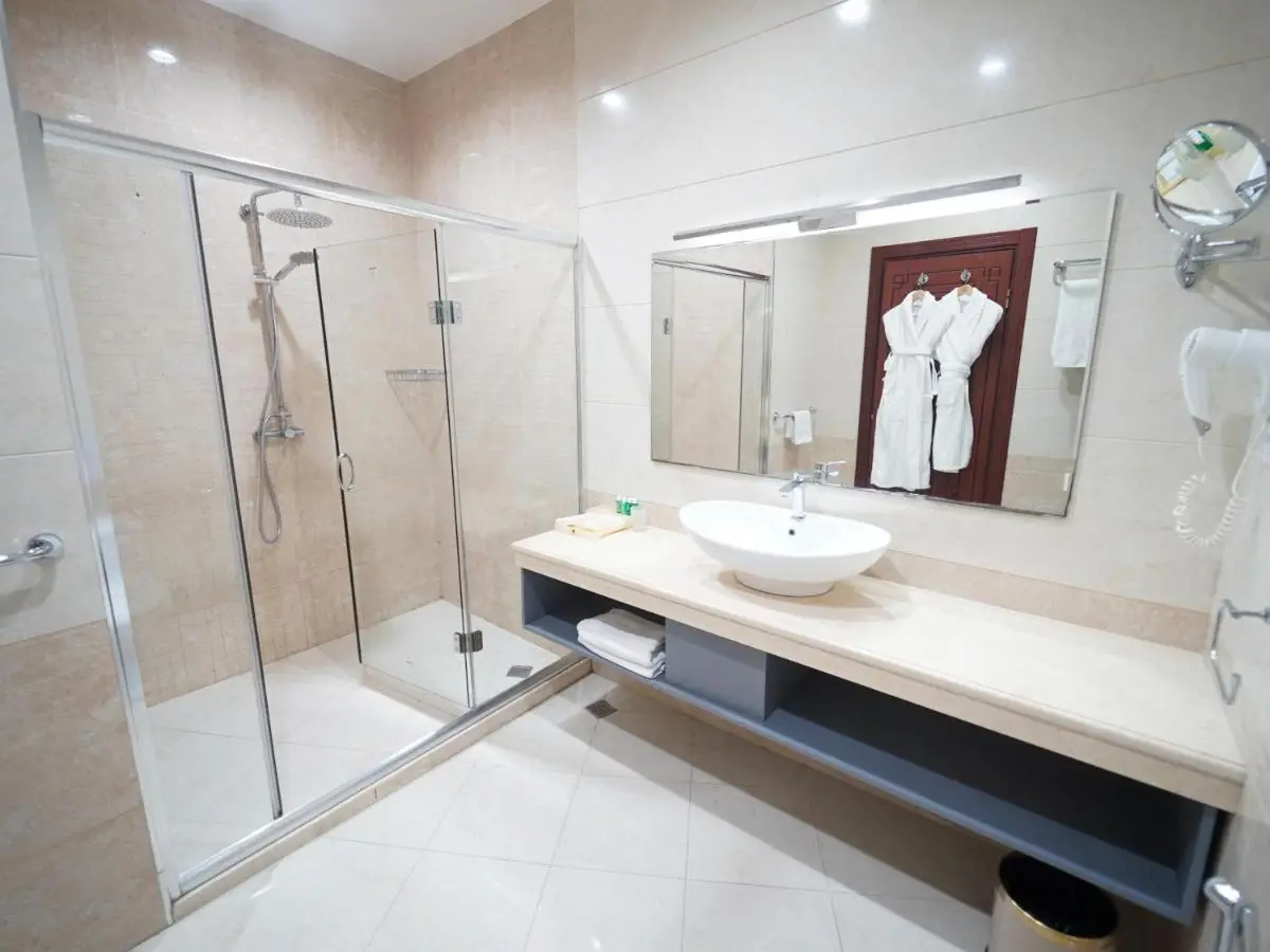 Shah Palace Luxury Museum Hotel